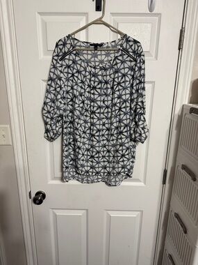 Signature Studio White and Navy Geometric-Print Tunic